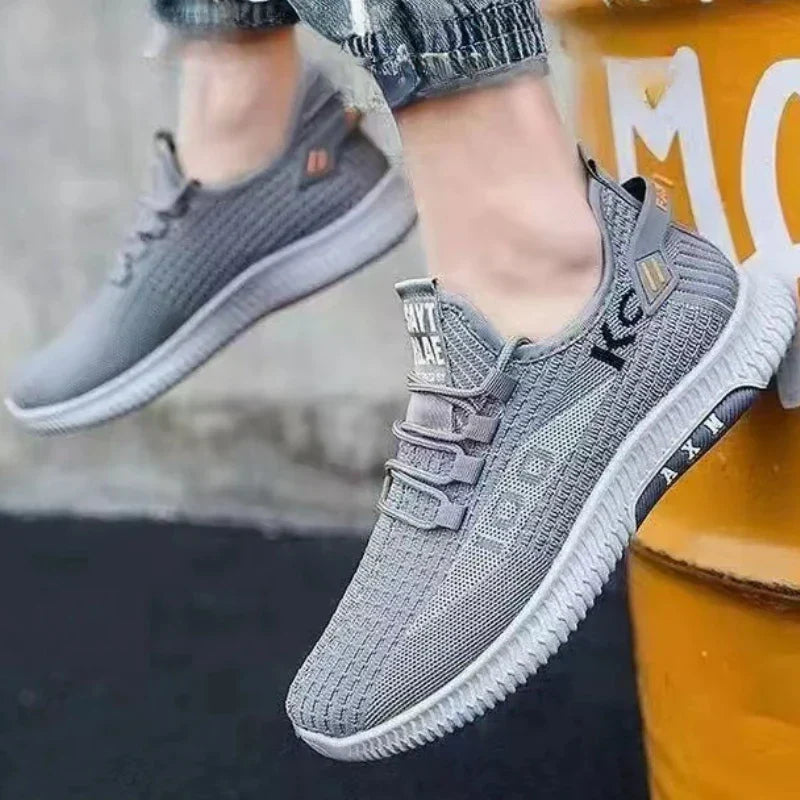 mens lightweight running sneakers