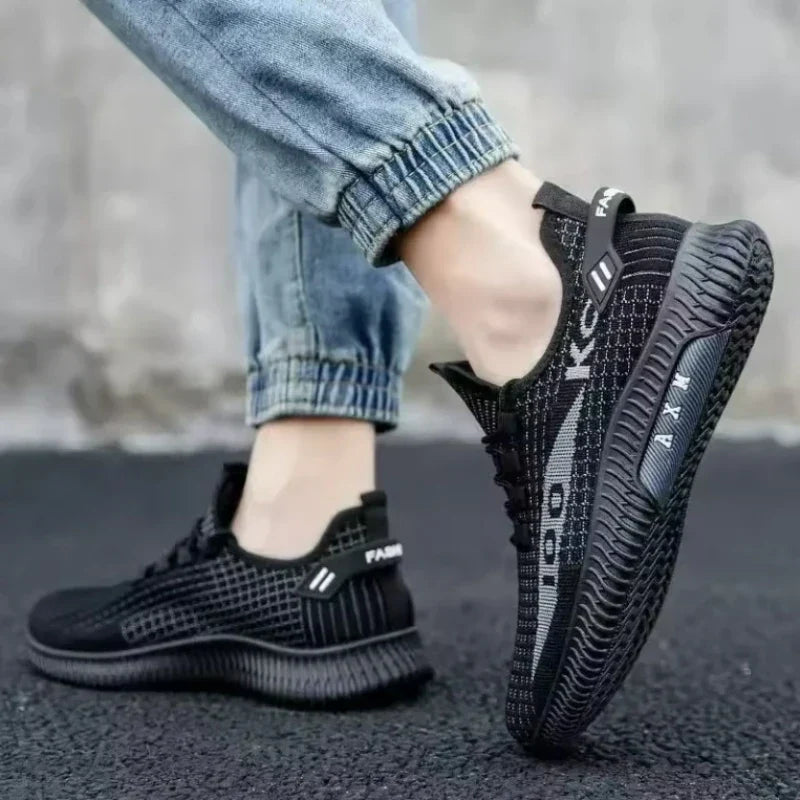 mens lightweight running sneakers